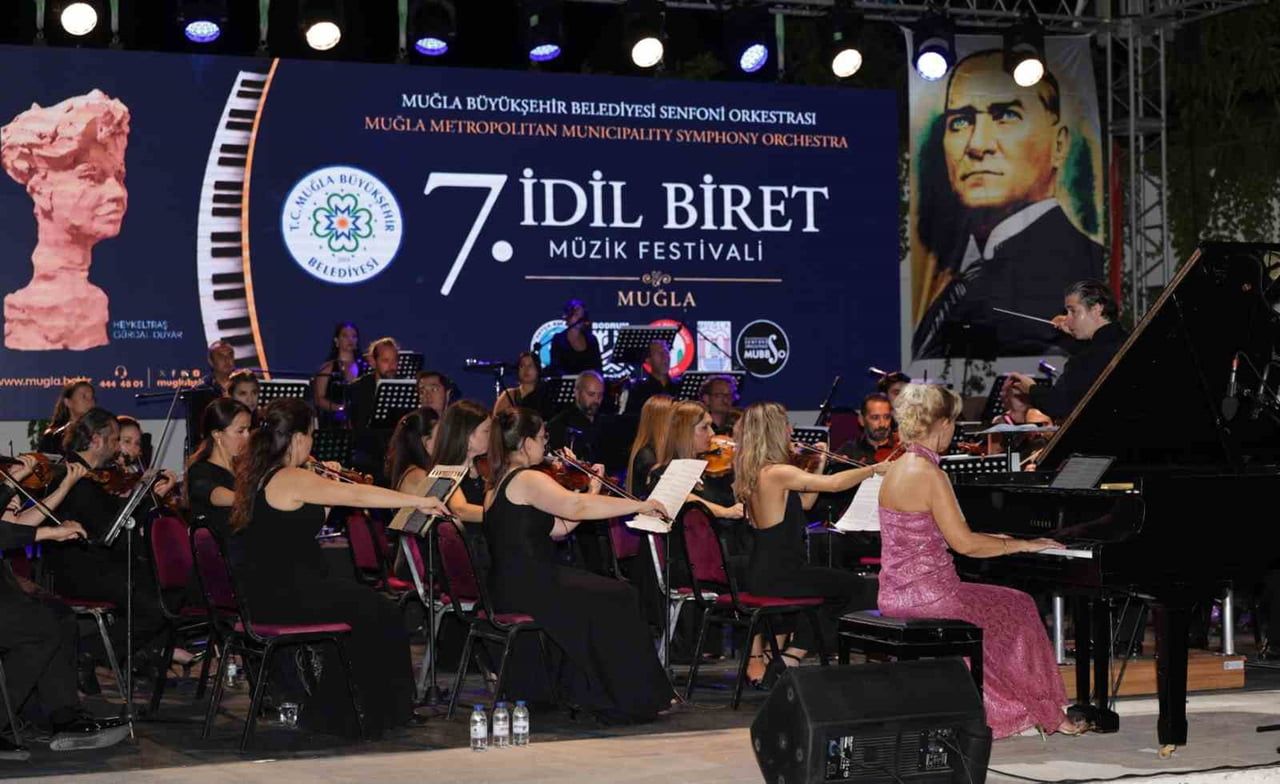 MUĞLA BÜYÜKŞEHİR BELEDİYESİ SENFONİ ORKESTRASI ÖNCÜLÜĞÜNDE BU YIL 7’NCİSİ DÜZENLENEN İDİL BİRET...