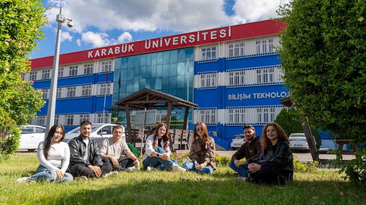 KARABÜK ÜNİVERSİTESİ, PROJE VE ARAŞTIRMALARINDA BAŞARI HEDEFLEYEN ÖĞRENCİLERİ BEKLİYOR