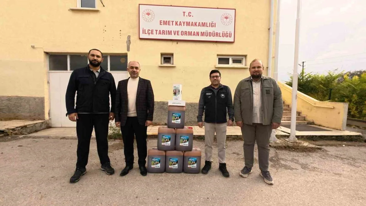EMET’TE 10 SÜT İŞLETMESİNE ANTİMASTİTÖR CİHAZI DESTEĞİ