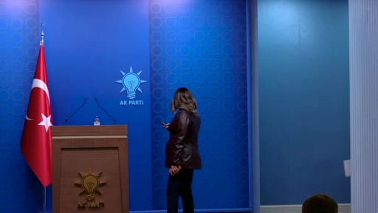 AK Parti Sözcüsü Çelik: "Fon şeytanlarının, fon dolandırıcılarının, üzerine gidilmesi konusundaki...