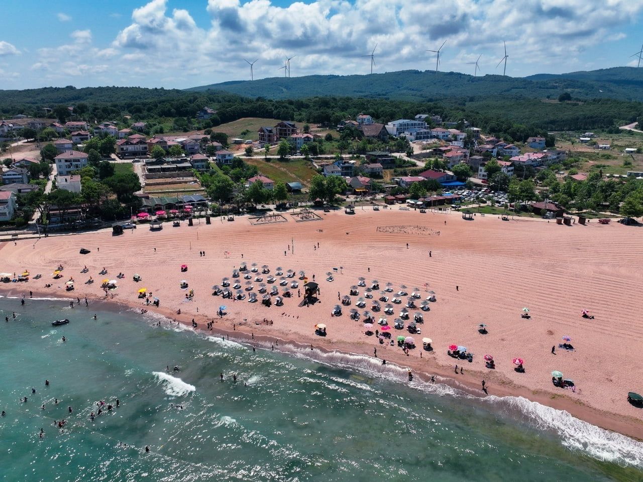 KOVANAĞZI, KUMCAĞIZ, KERPE, SEYREK, BAĞIRGANLI VE MİÇO KADINLAR PLAJI DIŞINDAKİ TÜM SAHİLLERDE...