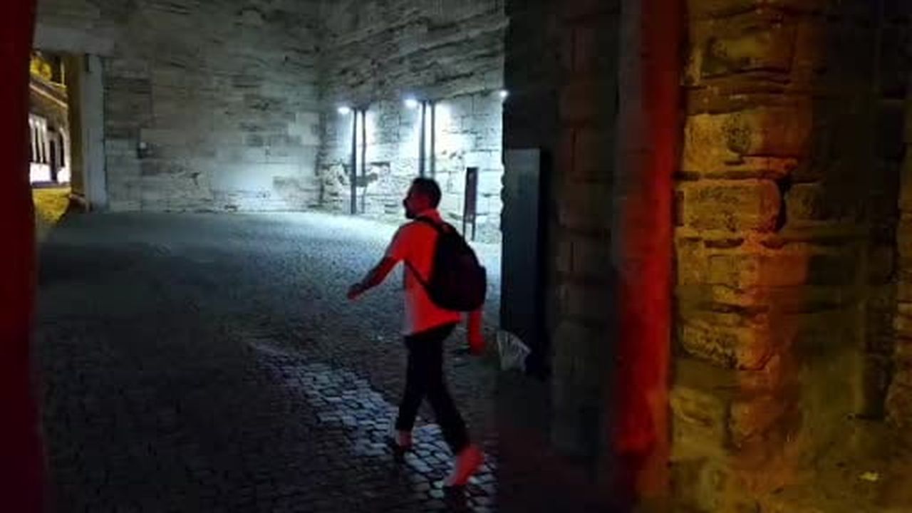 Fatih'te surlarda bir kişinin cansız bedeni bulundu