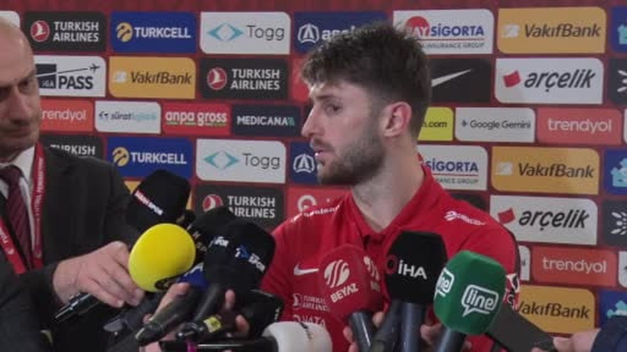 Milli futbolcu İsmail Yüksek, İtalya karşısında alınan 4-1'lik mağlubiyetin kendileri adına utanç...