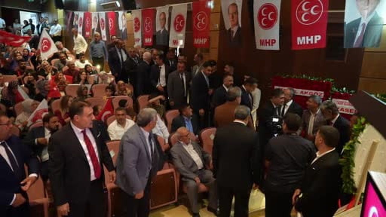 MHP Iğdır İl Başkanlığına mevcut başkan Hüseyin Ateş yeniden seçildi
