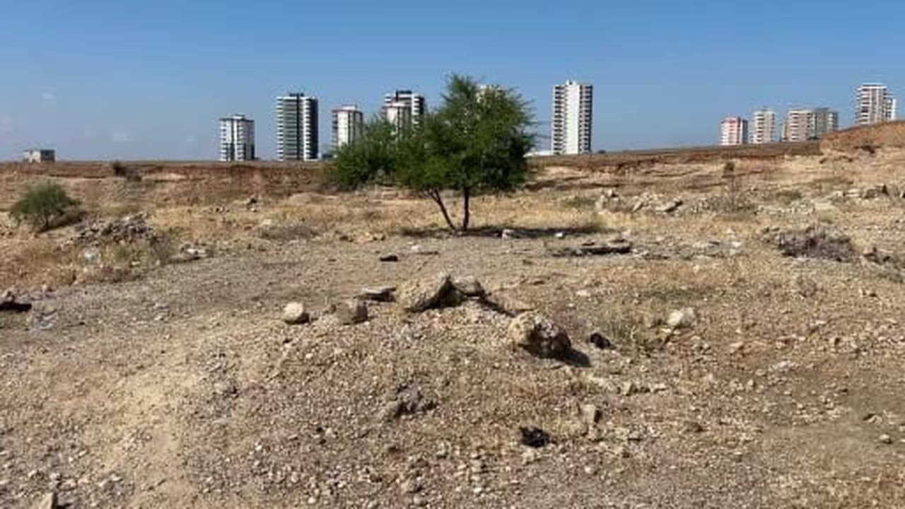 Adana’da 35 yaşındaki şahıs boş arazide ölü bulundu
