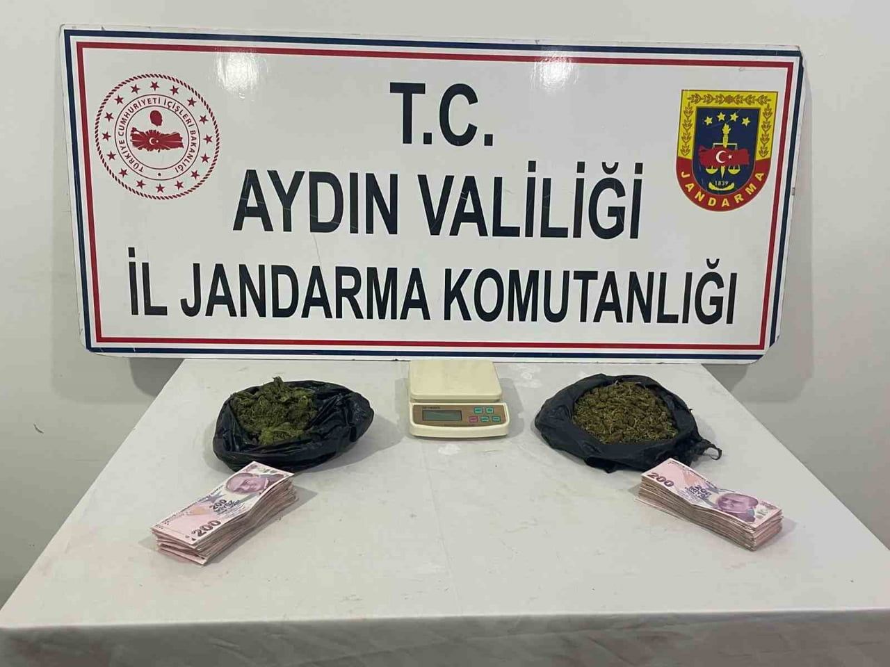AYDIN'IN NAZİLLİ İLÇESİNDE GERÇEKLEŞTİRİLEN OPERASYONDA 241 GRAM UYUŞTURUCU ELE GEÇİRİLDİ, KONUYLA...