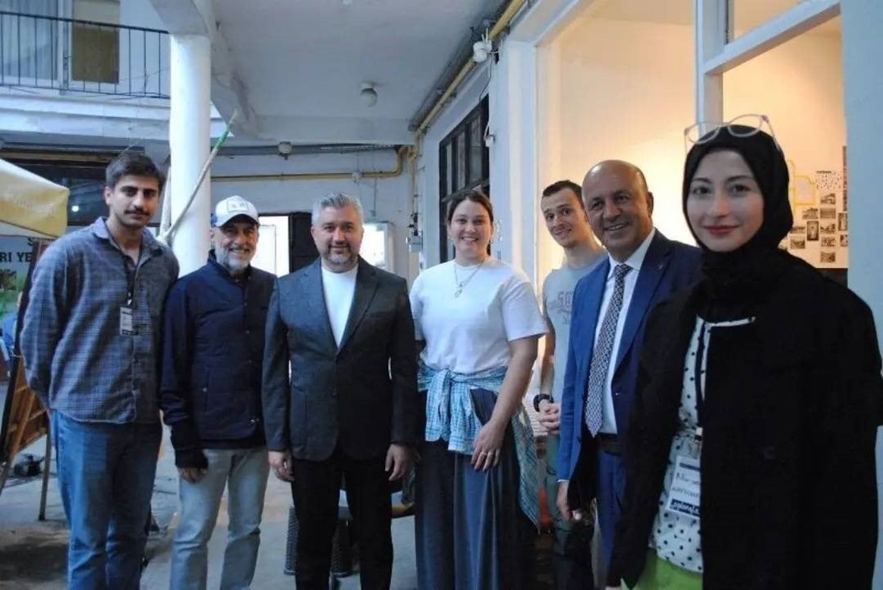 SİNOP’TA 20. YILINI KUTLAYAN SİNOPALE-ULUSLARARASI SİNOP BİENALİ’NİN 10. EDİSYONUNDA SANAT ÜRETİM...