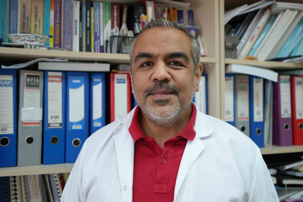 OMÜ GIDA MÜHENDİSLİĞİ BÖLÜMÜ ÖĞRETİM ÜYESİ DOÇ. DR. MUSTAFA MORTAŞ