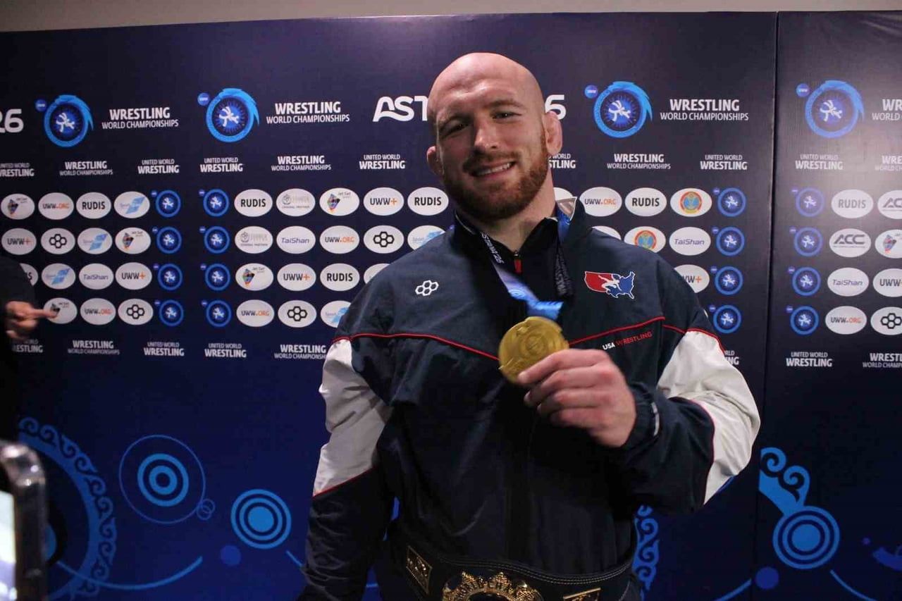 KAZAKİSTAN’IN ASTANA KENTİNDE DÜZENLENEN 2026 DÜNYA BÜYÜKLER GÜREŞ ŞAMPİYONASI’NDA ERKEKLER...
