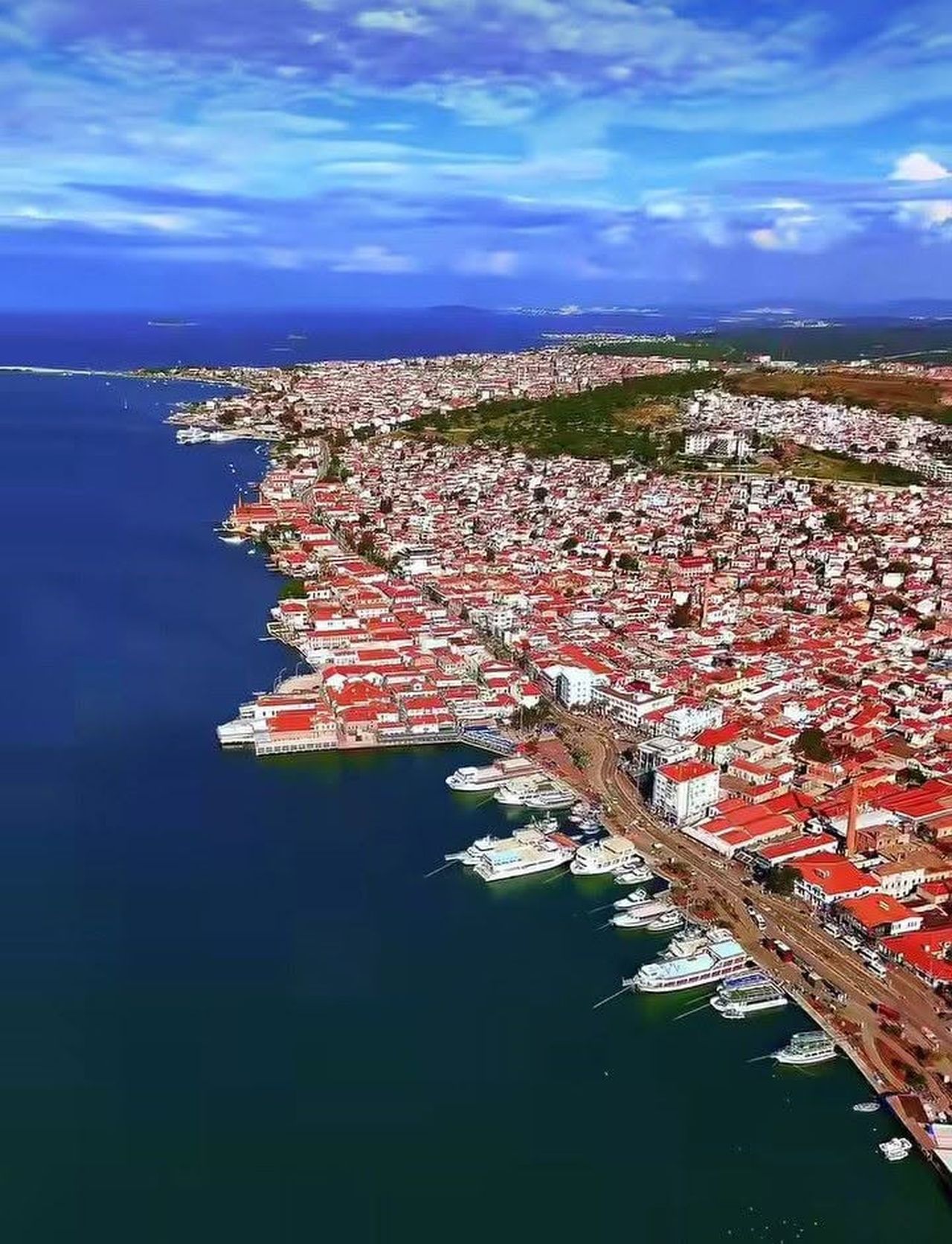 AYVALIK, BALIKESİR’İN EN KALABALIK 5’İNCİ İLÇESİ OLDU