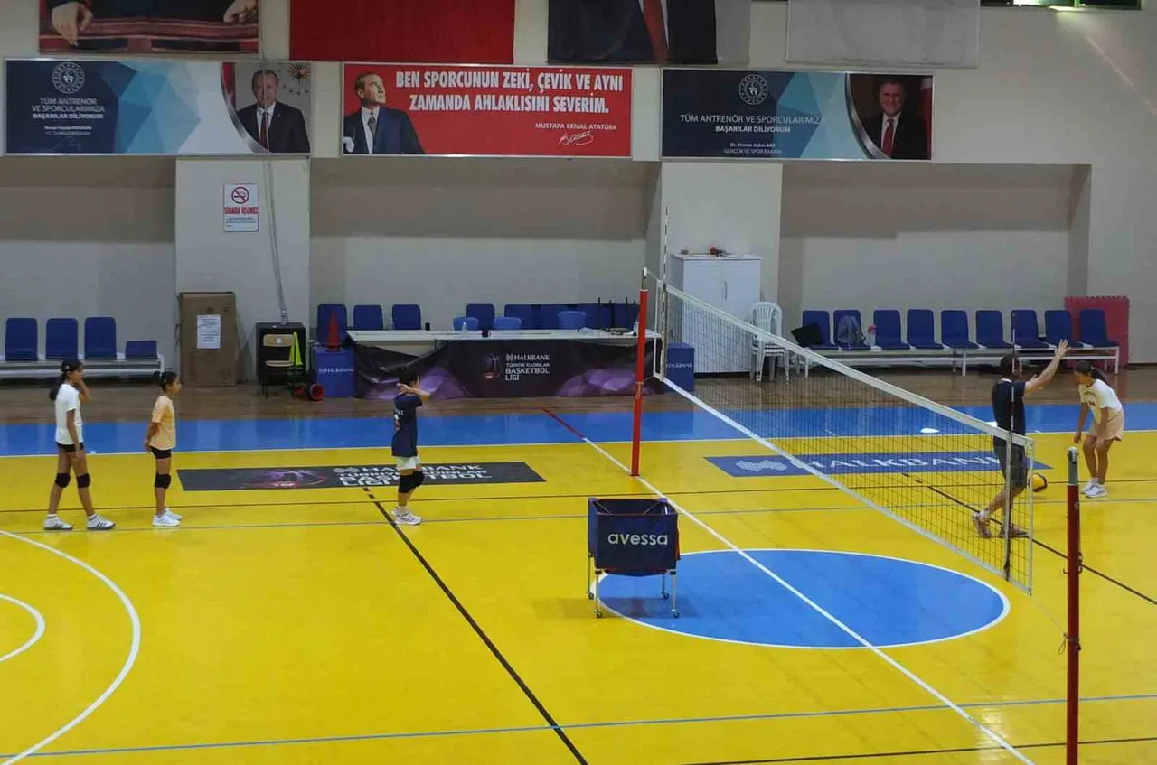 VOLEYBOL ÇALIŞMASI