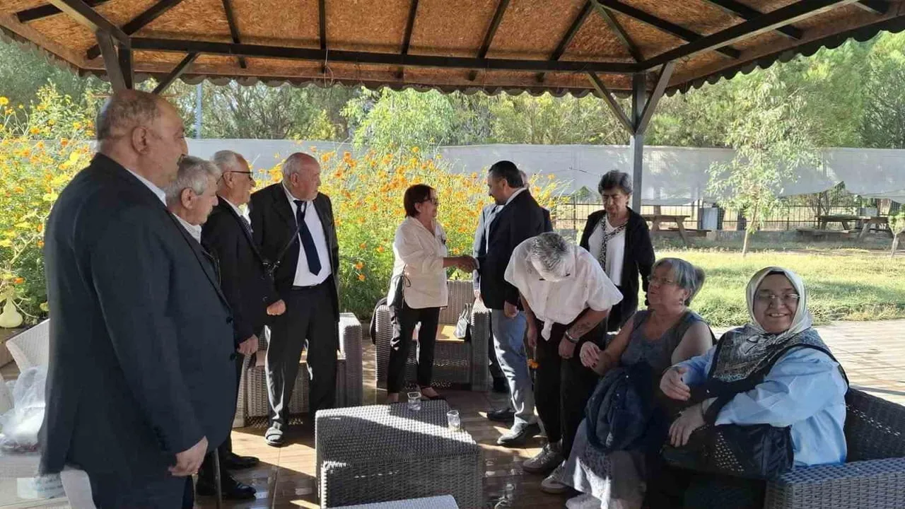 MUĞLA’DA 1 EKİM DÜNYA YAŞLILAR GÜNÜ HUZUREVİNDE KUTLANDI