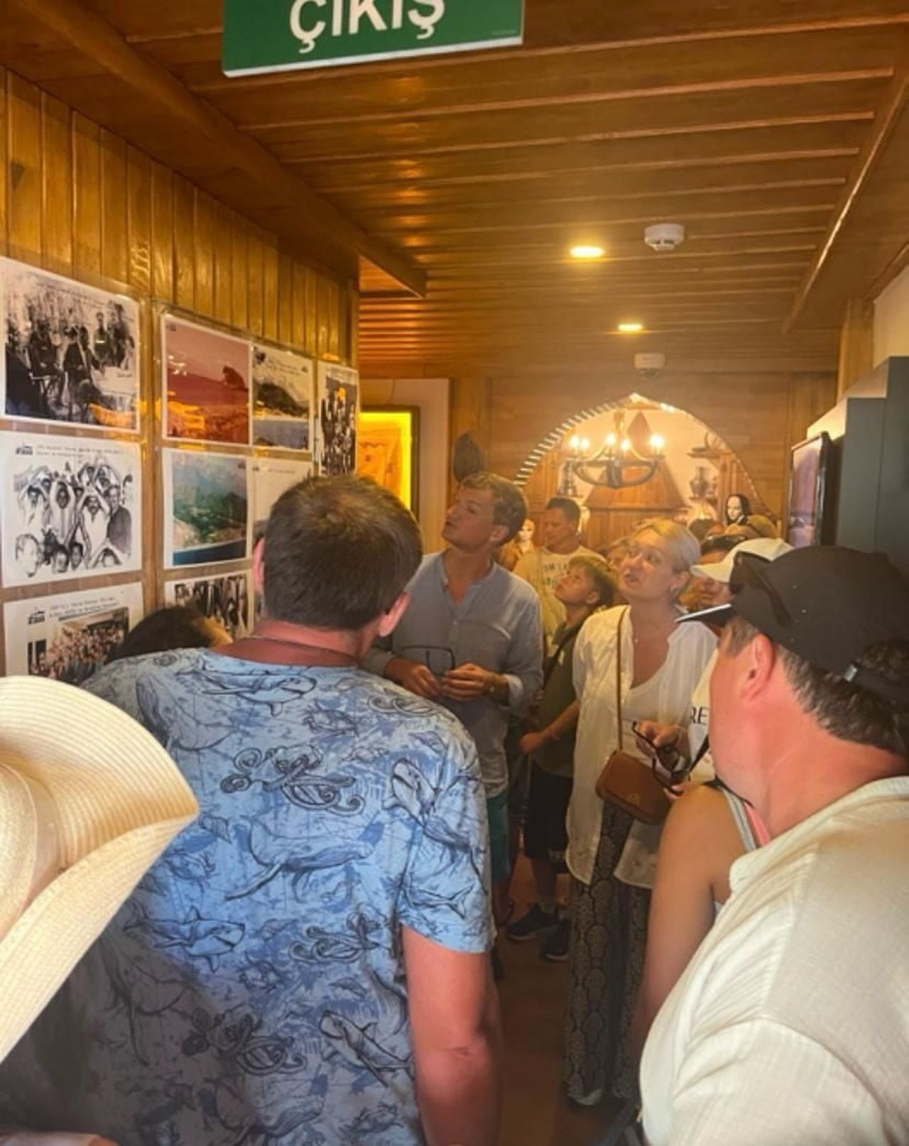KEMER BELEDİYESİ KÜLTÜR EVİ, KEMER'İN TARİHİNİ VE KÜLTÜREL MİRASINI YAKINDAN TANIMAK İSTEYEN YERLİ...