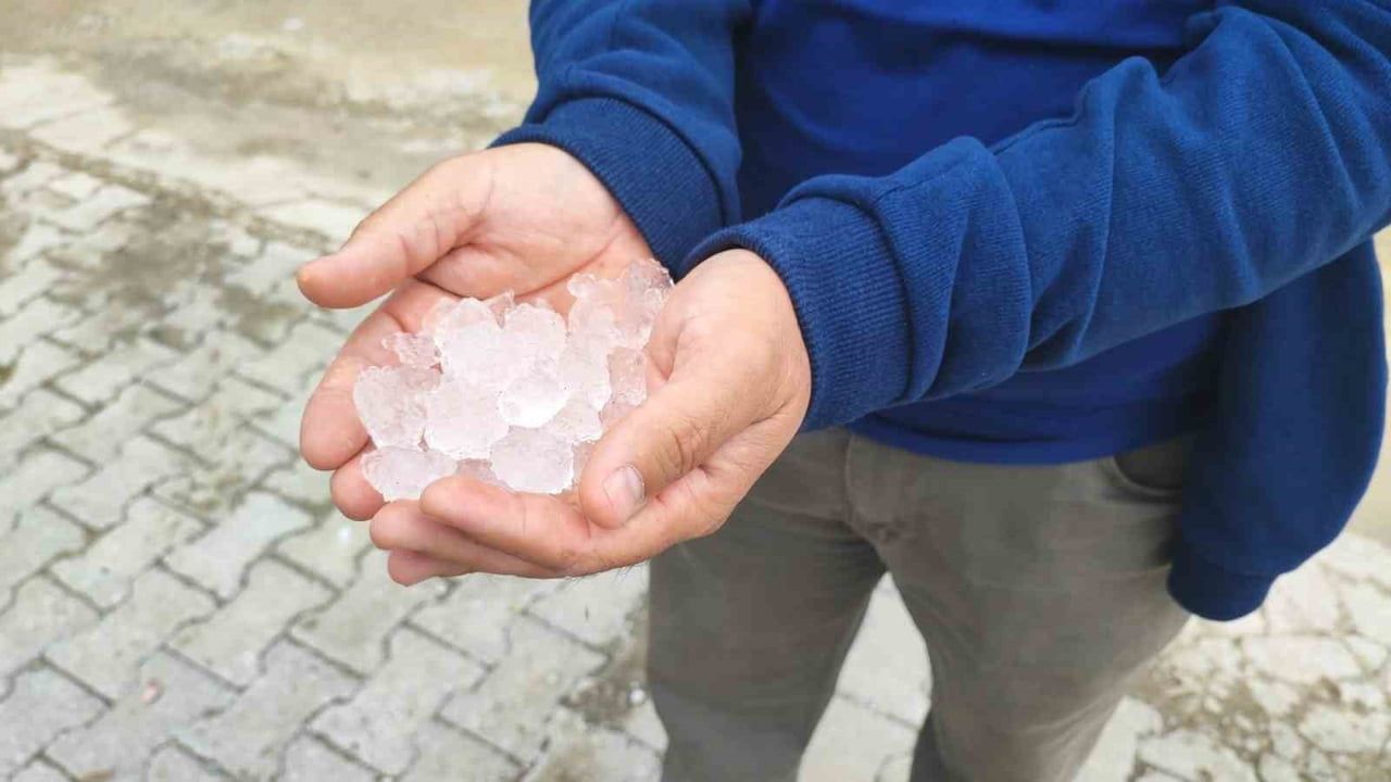 YOZGAT'TA CUMARTESİ GÜNÜ ETKİLİ OLAN SAĞANAK YAĞIŞ VE DOLU, KENT MERKEZİ İLE BAZI KÖYLERDE HAYATI...