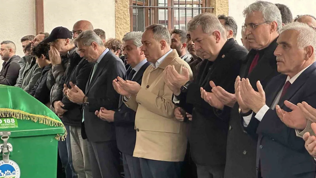 NEVŞEHİR'İN GÖREME BELDESİNDE MEYDANA GELEN PERİBACASI ÇÖKMESİNDE HAYATINI KAYBEDEN SAKARYALI...