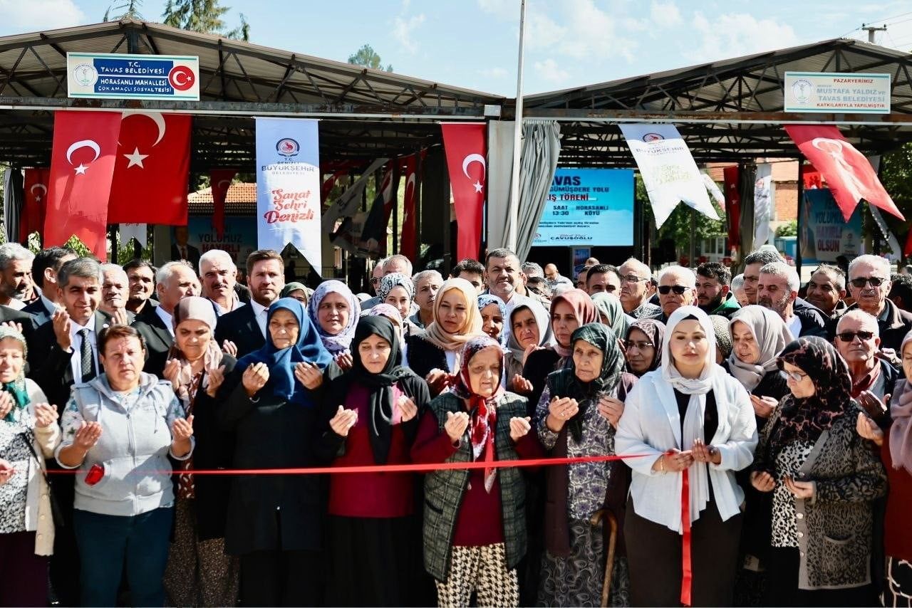 DENİZLİ BÜYÜKŞEHİR BELEDİYESİ, KIRSAL VE MERKEZ AYRIMI GÖZETMEKSİZİN SÜRDÜRDÜĞÜ ULAŞIM...