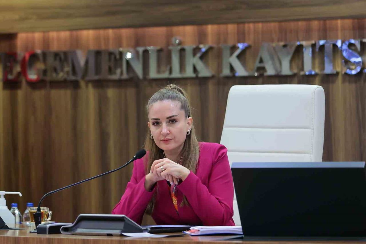 ANTALYA BÜYÜKŞEHİR BELEDİYESİ BAŞKAN VEKİLİ BÜŞRA ÖZDEMİR, ALTINTAŞ İLE İLGİLİ AÇIKLAMALARDA...