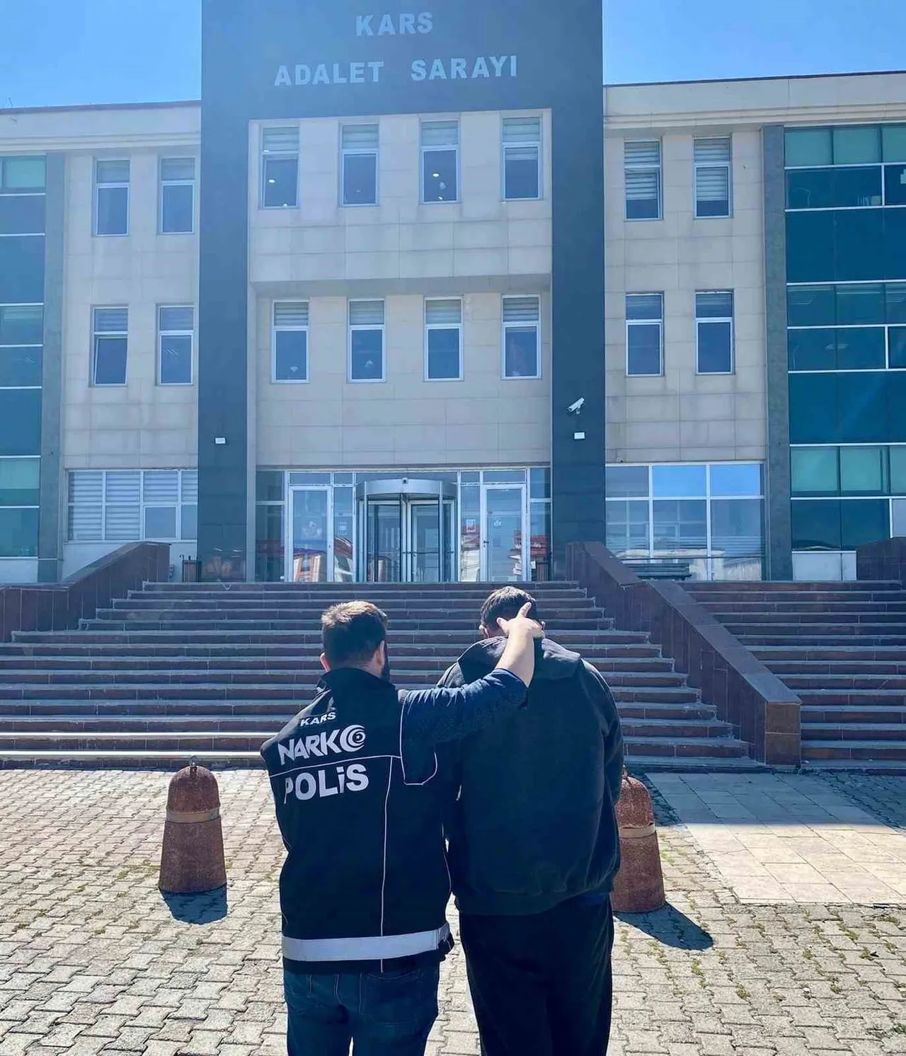 KARS’TA UYUŞTURUCU OPERASYONU(KARS-İHA)