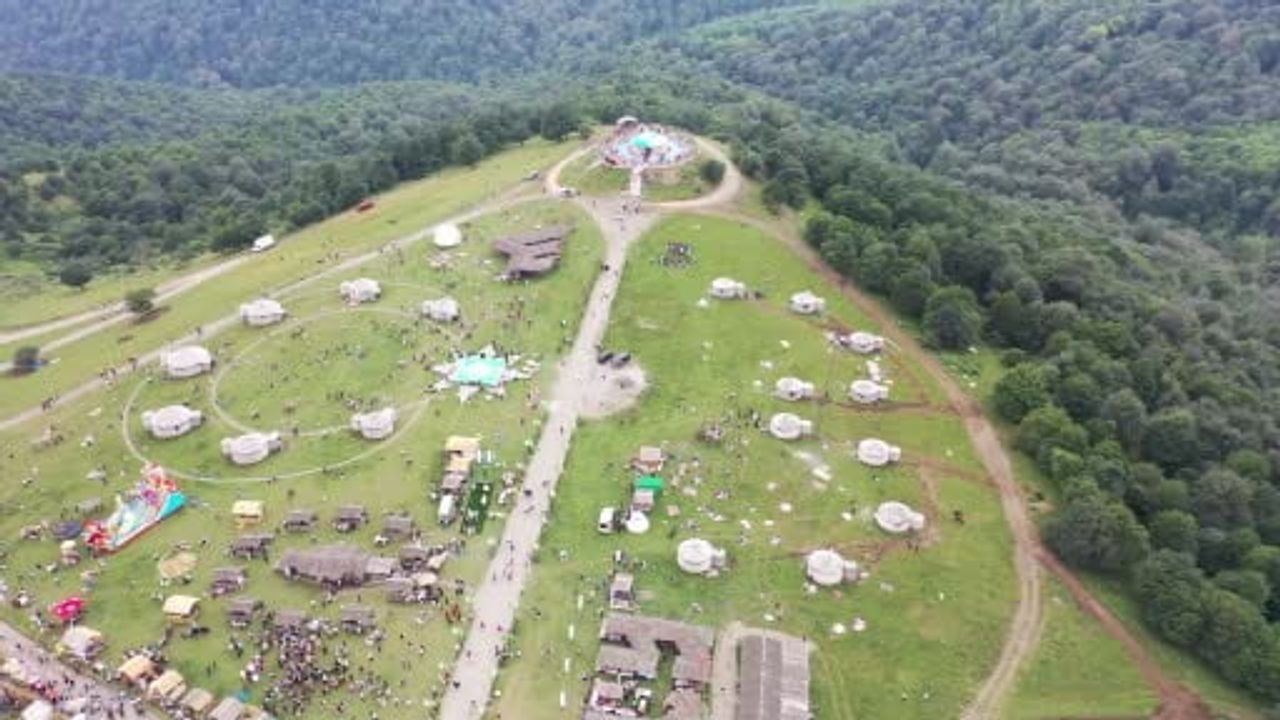 Azerbaycan'ın Göygöl ilindeki Han Yurdu Yaylası'nda Uluslararası Türk Kültürü Teşkilatı (TÜRKSOY)...