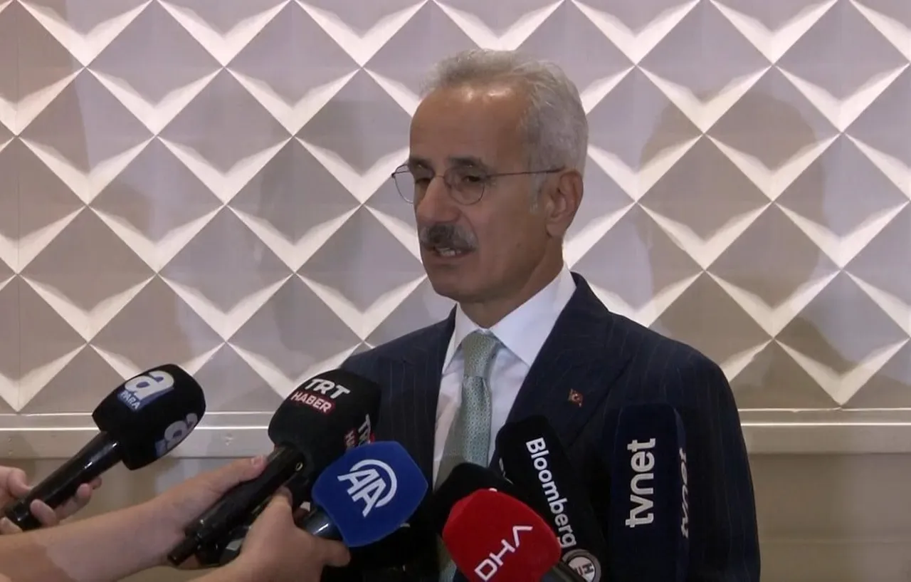 ULAŞTIRMA VE ALTYAPI BAKANI ABDULKADİR URALOĞLU, DÜNYA HAVALİMANLARI KONSEYİ MÜŞTERİ DENEYİMİ...
