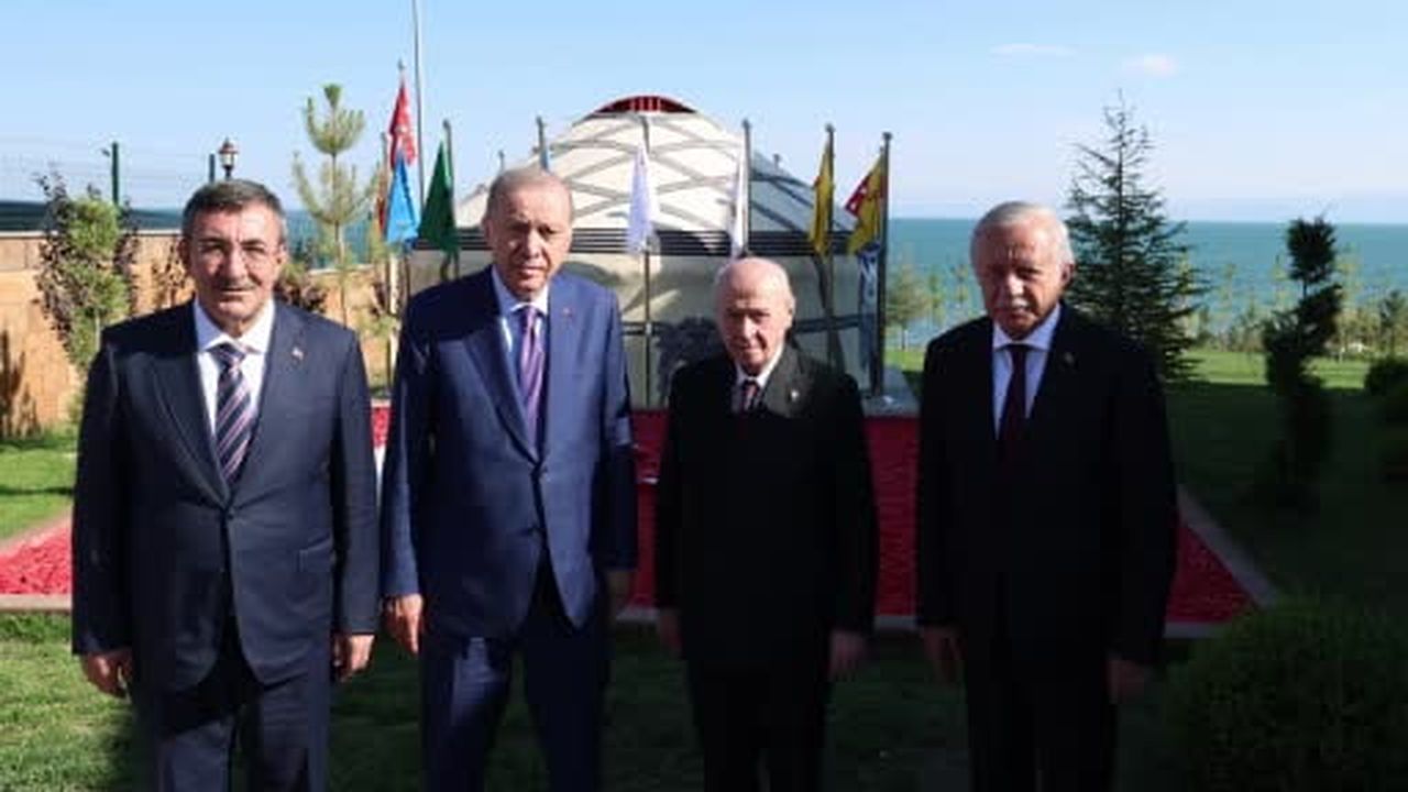 Cumhurbaşkanı Erdoğan, MHP Genel Başkanı Bahçeli ile görüştü