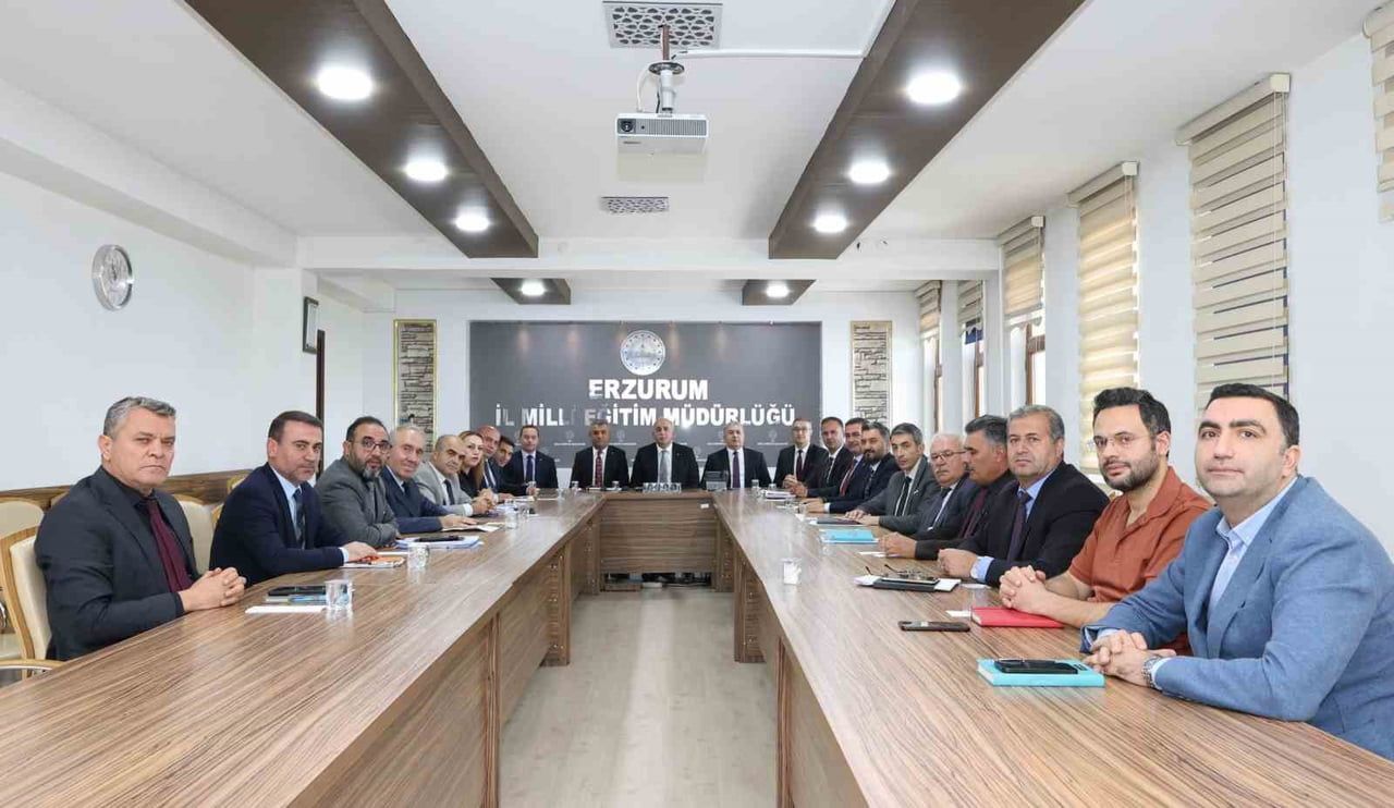 ERZURUM’DA İL MİLLÎ EĞİTİM MÜDÜRLÜĞÜ, MİLLÎ EĞİTİM BAKANLIĞI MÜFETTİŞLERİ VE BİRİM AMİRLERİNİN...