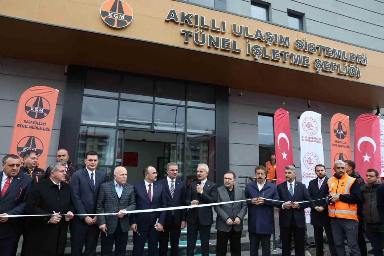 ERZURUM’DA ULAŞIM GÜVENLİĞİNİ ARTIRMAK, TÜNEL VE KAVŞAKLARIN YÖNETİMİNİ SAĞLAMAK, KAR VE BUZLA...