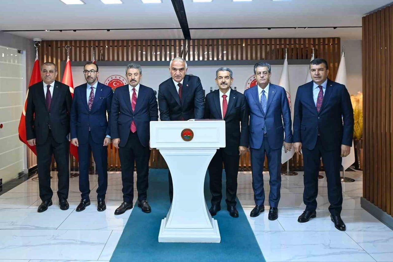KÜLTÜR VE TURİZM BAKANI MEHMET NURİ ERSOY, ŞIRNAK PROGRAMI KAPSAMINDA VALİLİĞİ ZİYARET...