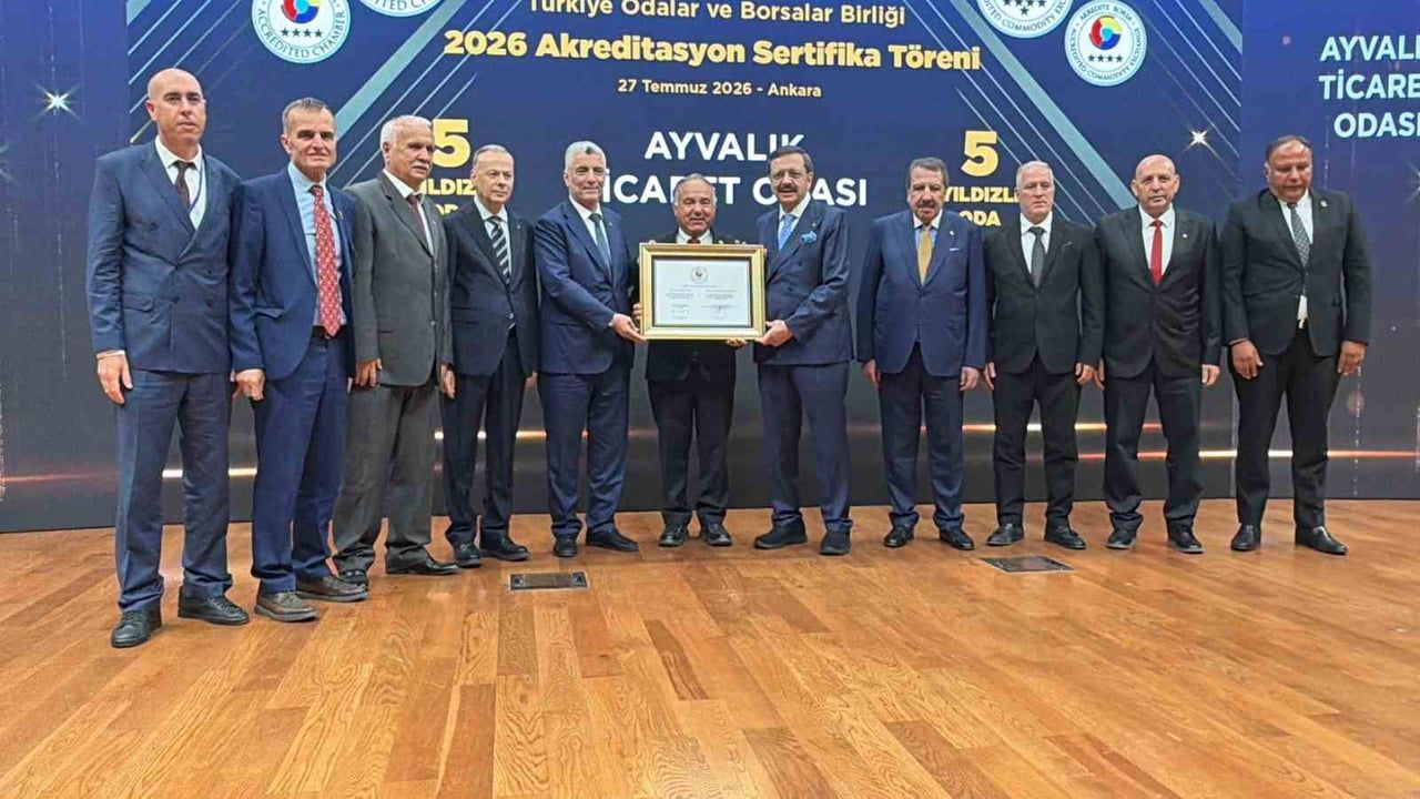 AYVALIK TİCARET ODASI, 5 YILDIZLI AKREDİTASYON SERTİFİKASINI 4. KEZ ÜST ÜSTE ALDI