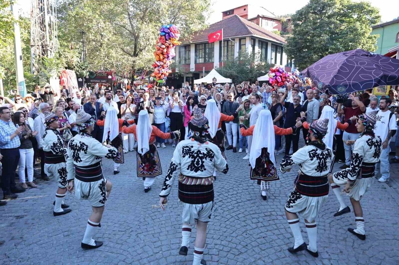 NİLÜFER BELEDİYESİ’NİN HER YIL GELENEKSEL OLARAK DÜZENLEDİĞİ MİSİ YEREL LEZZETLER ŞENLİĞİ, BU YIL...
