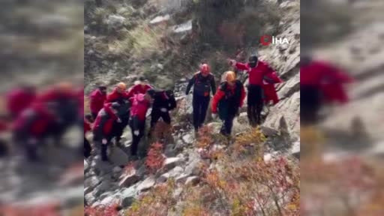 Erzurum'un Pazaryolu ilçesinde kaybolan yaşlı kadın uçurumda ölü bulundu