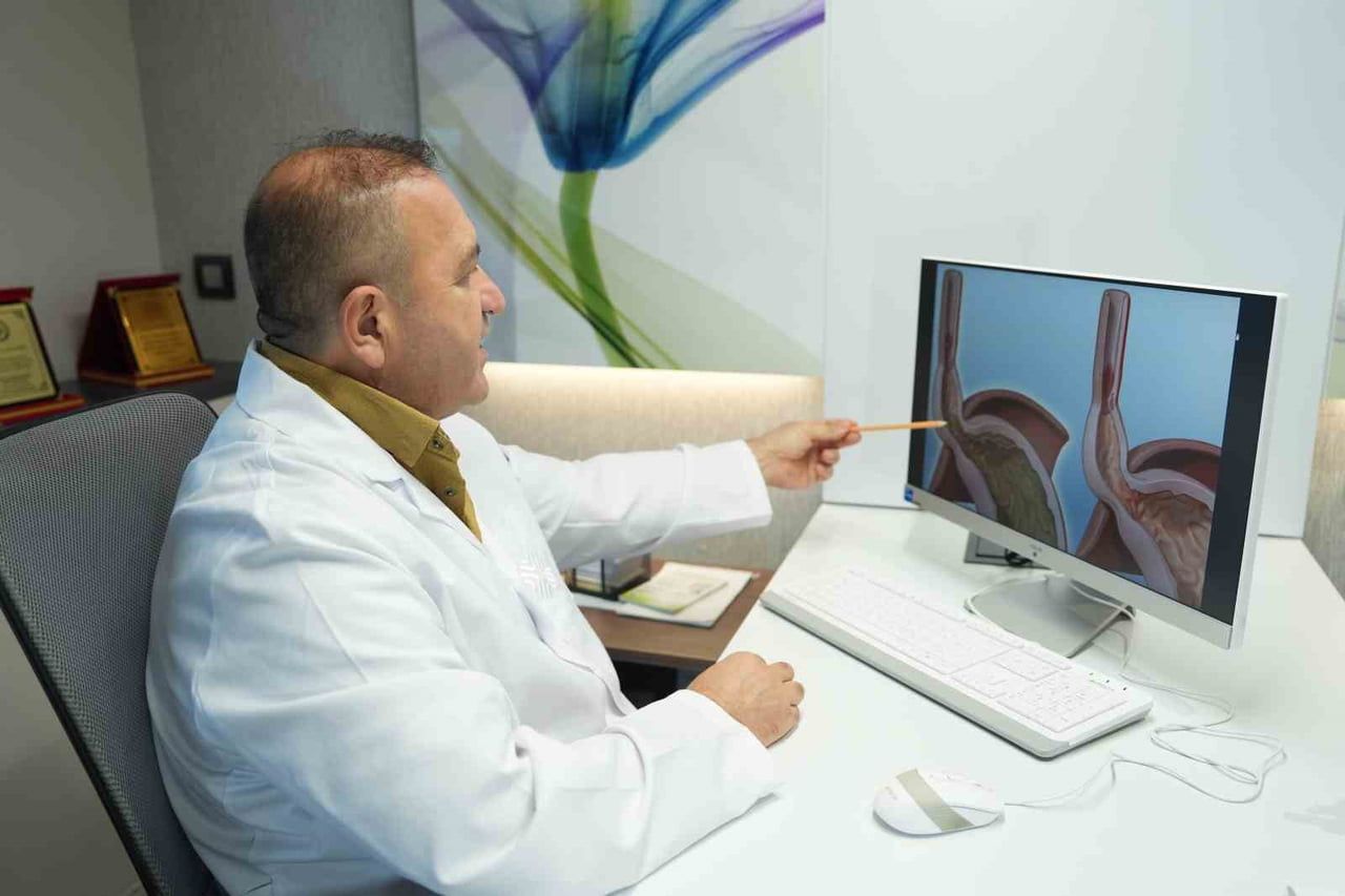 SPOR SIRASINDA ORTAYA ÇIKAN KASIK AĞRISI, ÖZELLİKLE KOŞU, SPRİNT VE ANİ VURUŞ YAPAN SPORCULARIN...