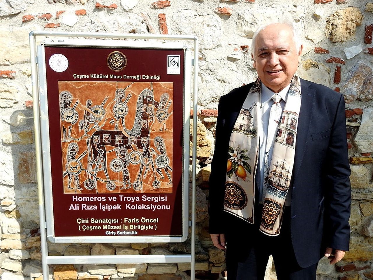 ALİ RIZA İŞİPEK’İN "HOMEROS VE TROYA" SERGİSİ ÇEŞME KALESİ’NDE AÇILDI