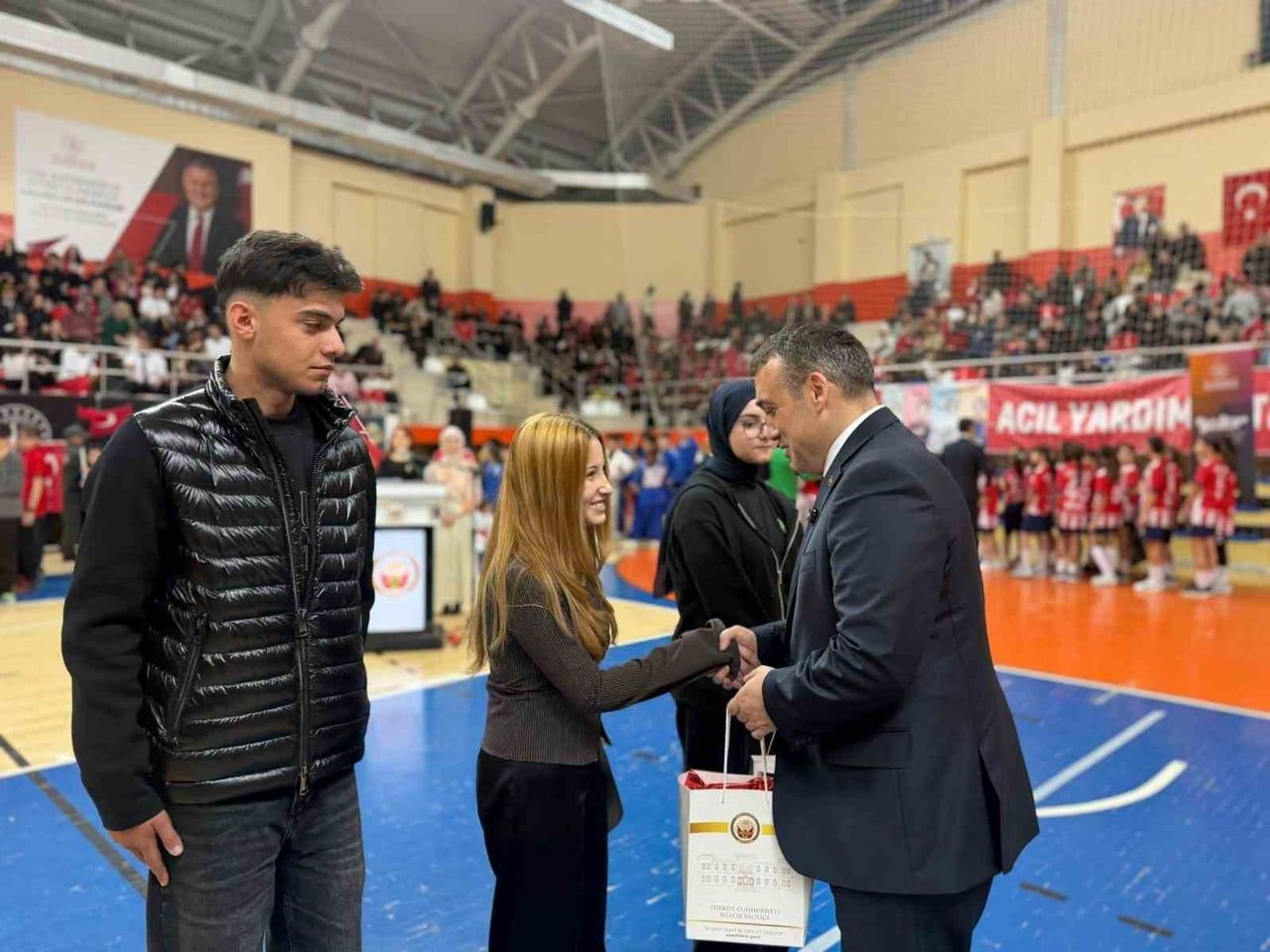 GENÇ KALEMDEN KOMPOZİSYON YARIŞMASINDA İKİNCİLİK BAŞARISI