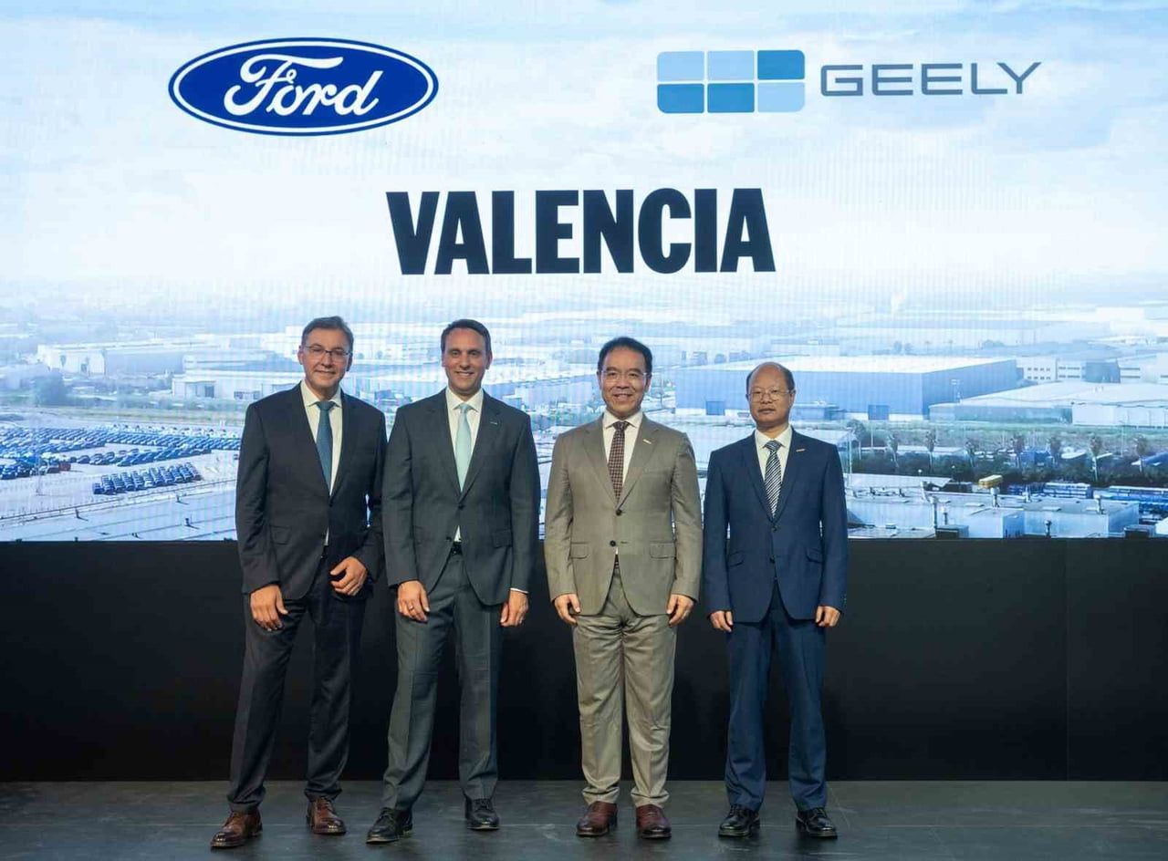 FORD MOTOR COMPANY VE GEELY AUTOMOBİLE HOLDİNGS ANLAŞMAYA VARDIKLARINI DUYURDU. FORD AVRUPA...