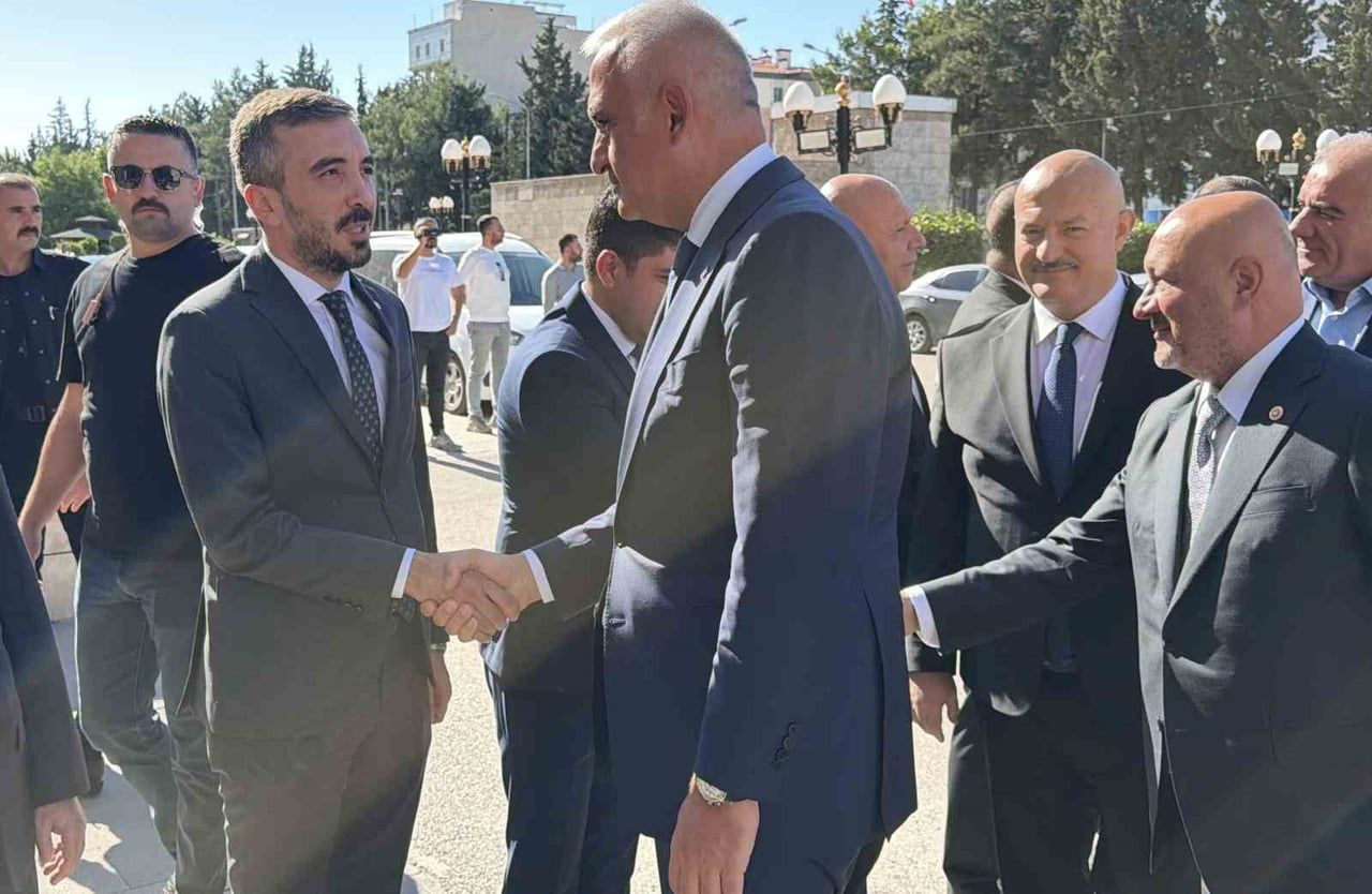KÜLTÜR VE TURİZM BAKANI MEHMET NURİ ERSOY, ÇEŞİTLİ TEMASLARDA BULUNMAK ÜZERE ADIYAMAN’A...