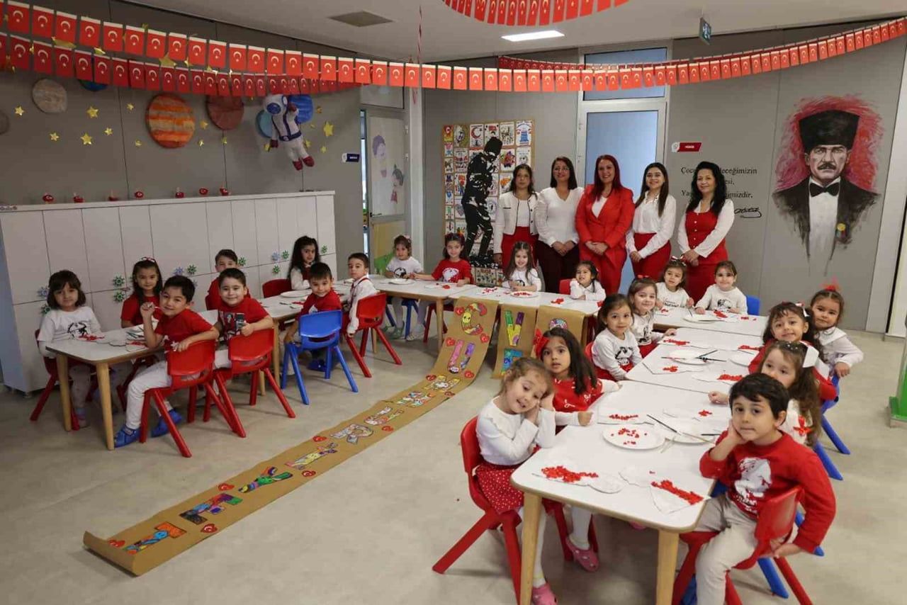 MUĞLA BÜYÜKŞEHİR BELEDİYESİNE BAĞLI 8 GÜNDÜZ BAKIMEVİNDE 29 EKİM CUMHURİYET BAYRAMI KAPSAMINDA...