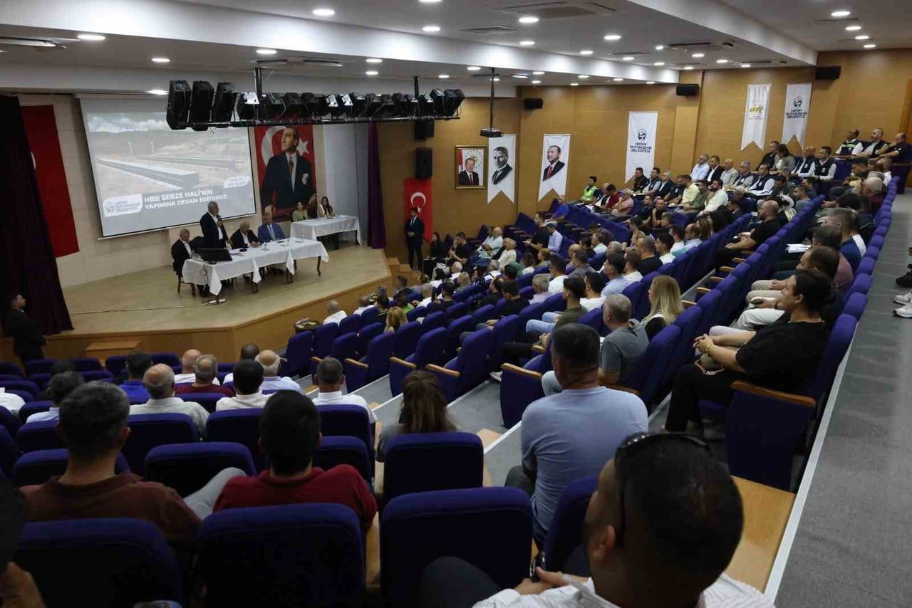 HATAY BÜYÜKŞEHİR BELEDİYE BAŞKANI MEHMET ÖNTÜRK, PAYAS, DÖRTYOL VE ERZİN’DE DÜZENLENEN...