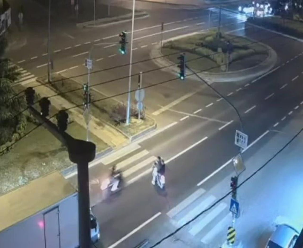 DÜZCE’DE MOTOSİKLETLERİN ÇARPIŞMA ANI KAMERALARA YANSIDI