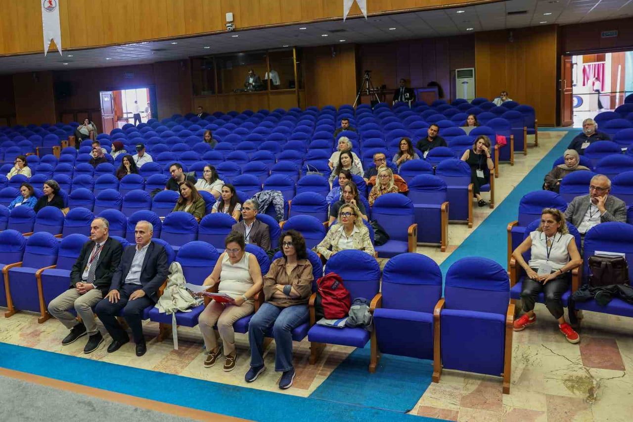 ONDOKUZ MAYIS ÜNİVERSİTESİ (OMÜ) TIP FAKÜLTESİ EV SAHİPLİĞİNDE DÜZENLENEN 3. NÖROMÜSKÜLER...