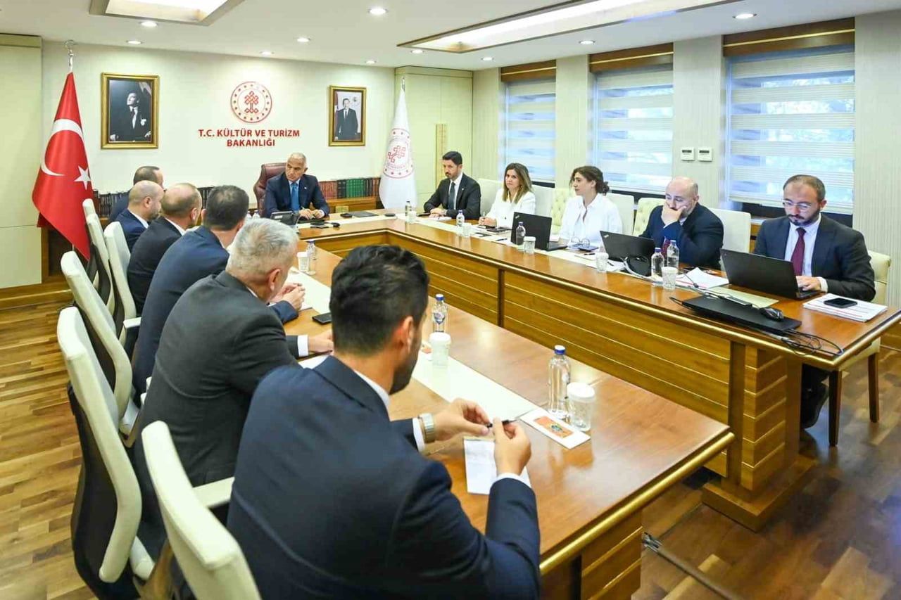 KÜLTÜR VE TURİZM BAKANI MEHMET NURİ ERSOY, TİSAD YÖNETİM KURULU BAŞKANI MURAT ÇAVGA VE...