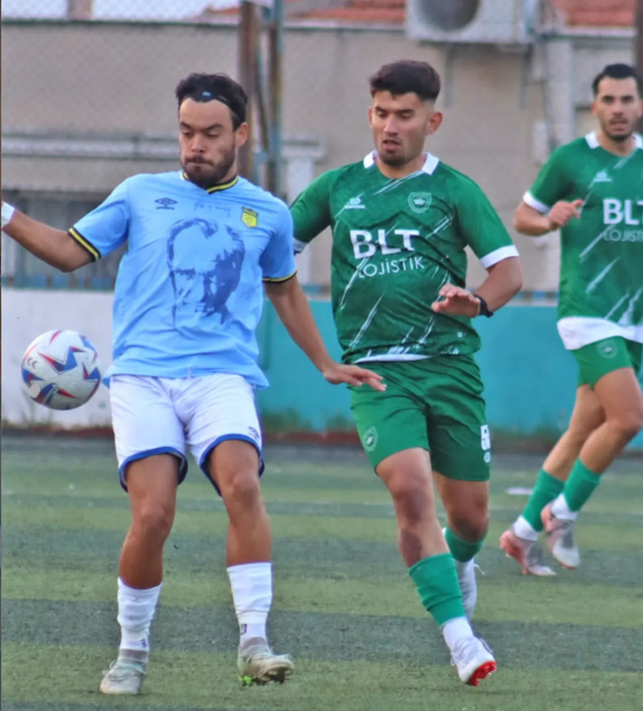 SÜPER AMATÖR LİG’DE MÜCADELE EDEN ALAÇATISPOR, DEPLASMANDA KARŞILAŞTIĞI KARABAĞLAR BULUT SPOR’U...