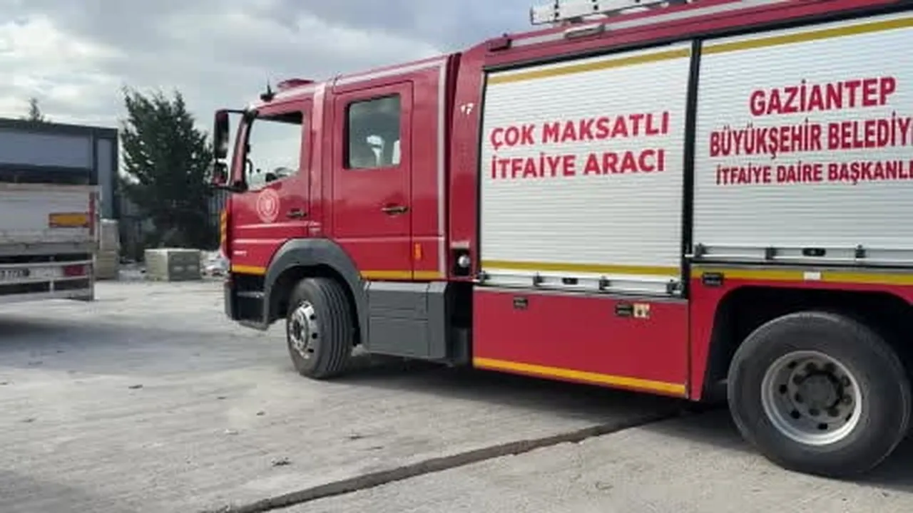 Gaziantep'te mermer blok işçilerin üzerine devrildi: 1 ölü, 1 ağır yaralı