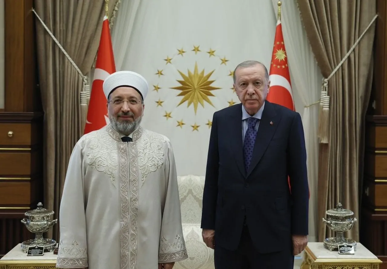 CUMHURBAŞKANI RECEP TAYYİP ERDOĞAN, DİYANET İŞLERİ BAŞKANI SAFİ ARPAGUŞ'U KABUL ETTİ.