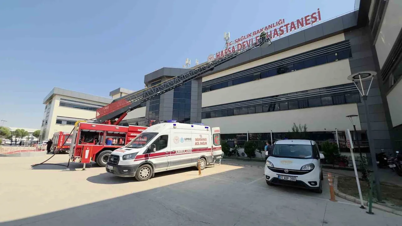 HATAY'DA HASSA DEVLET HASTANESİ’NDE OLASI YANGIN VE ACİL DURUMLARA KARŞI HAZIRLIK DÜZEYİNİN...