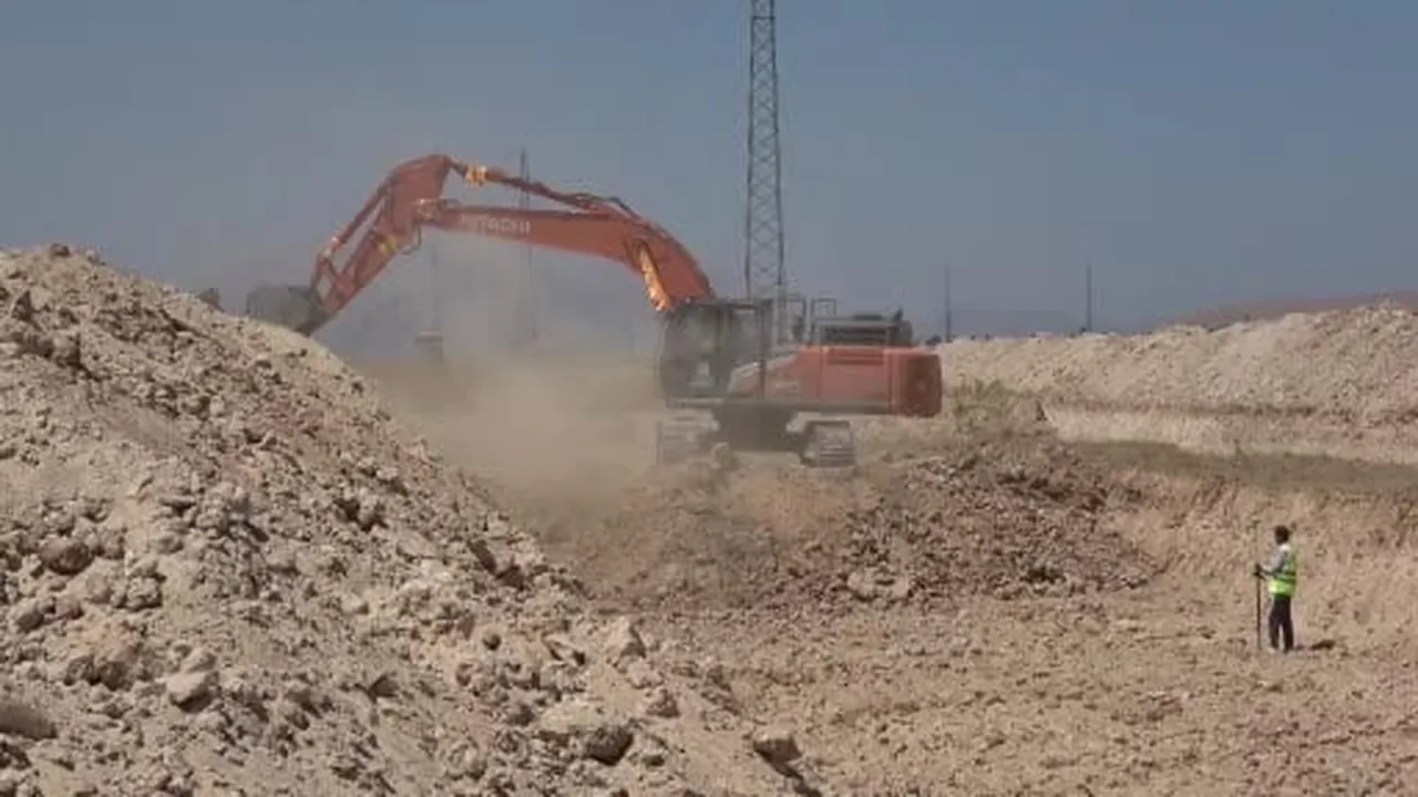Van’da 4 milyon metrekarelik Besi OSB’de altyapı çalışması başladı