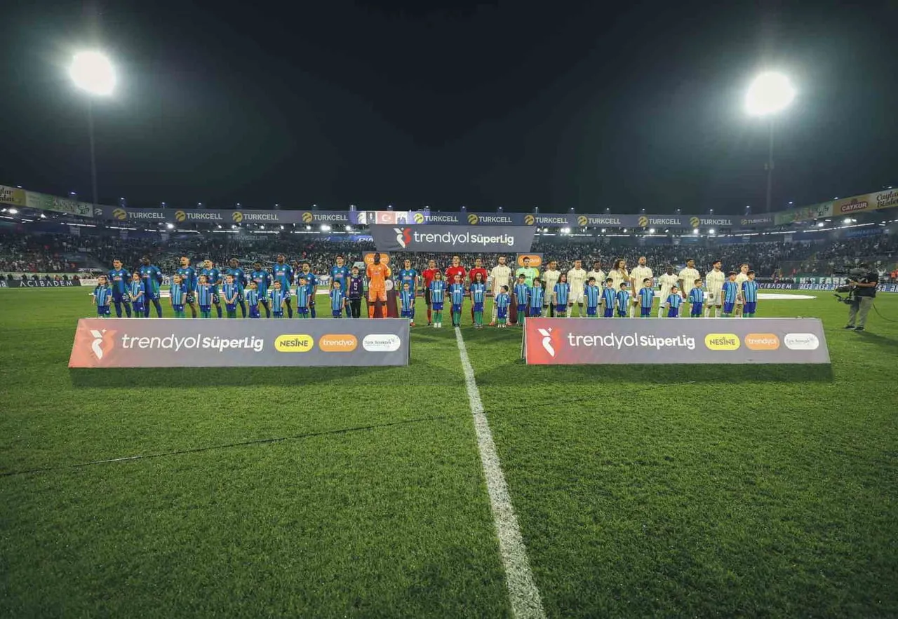 TRENDYOL SÜPER LİG’İN 7. HAFTASINDA FENERBAHÇE, DEPLASMANDA ÇAYKUR RİZESPOR İLE...