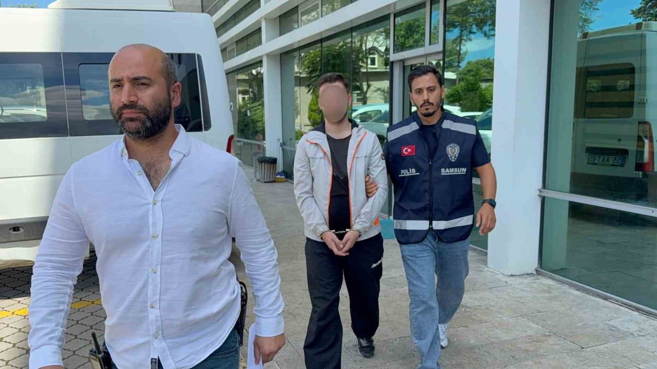 SAMSUN’DA ARALARINDA HUSUMET BULUNDUĞU ÖNE SÜRÜLEN İKİ GENÇ ARASINDA ÇIKAN BIÇAKLI KAVGADA BİR...