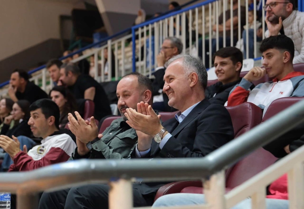 İNEGÖL BELEDİYESPOR ERKEK VOLEYBOL TAKIMI, LİGİN 5’İNCİ HAFTASINDA GÜNER KARAKAYA’YI KONUK ETTİ....