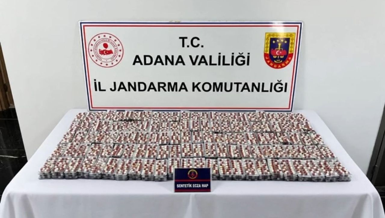 ADANA’DA JANDARMA EKİPLERİNCE UYUŞTURUCU TİCARETİ VE KULLANIMININ ÖNLENMESİNE YÖNELİK DÜZENLENEN...